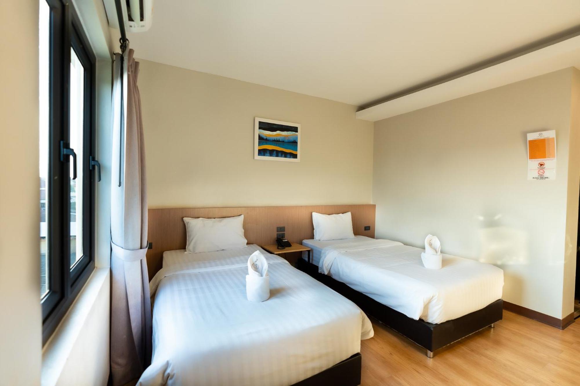 Siri Hotel Vientiane Exterior foto